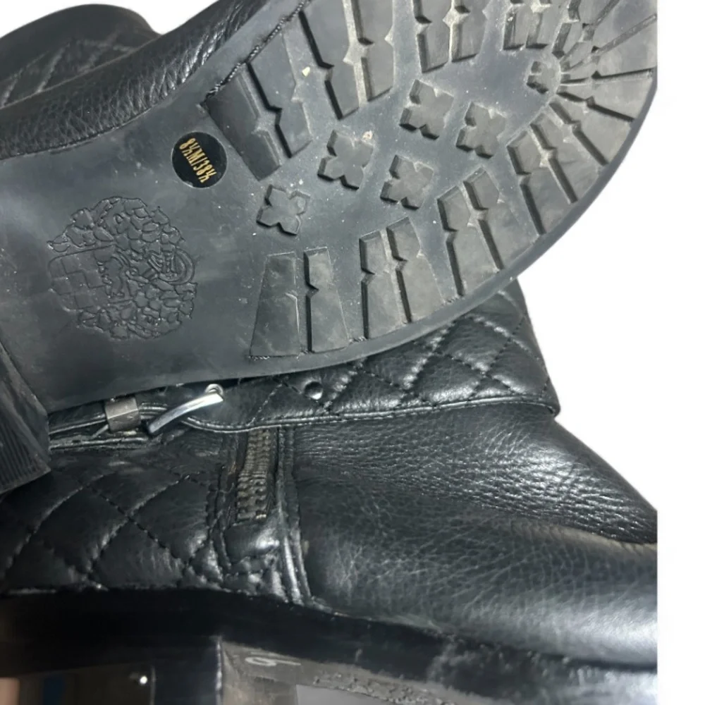 Vince Camuto Black Winta Burly Leather Quilted Detail Ankle Moto Boots Size 8.5M
